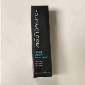 Young Blood Liquid Foundation in Suntan